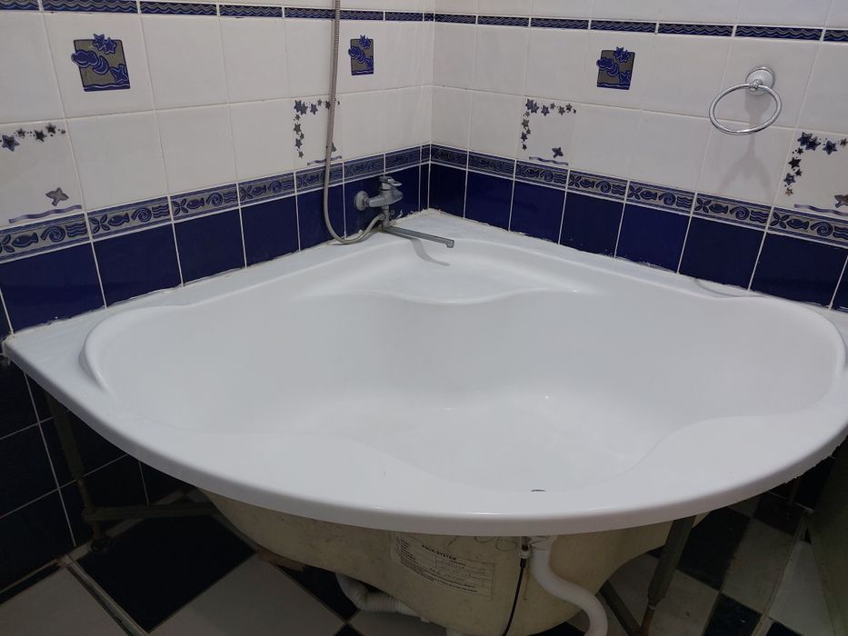 Ванная  джакузи в ванной