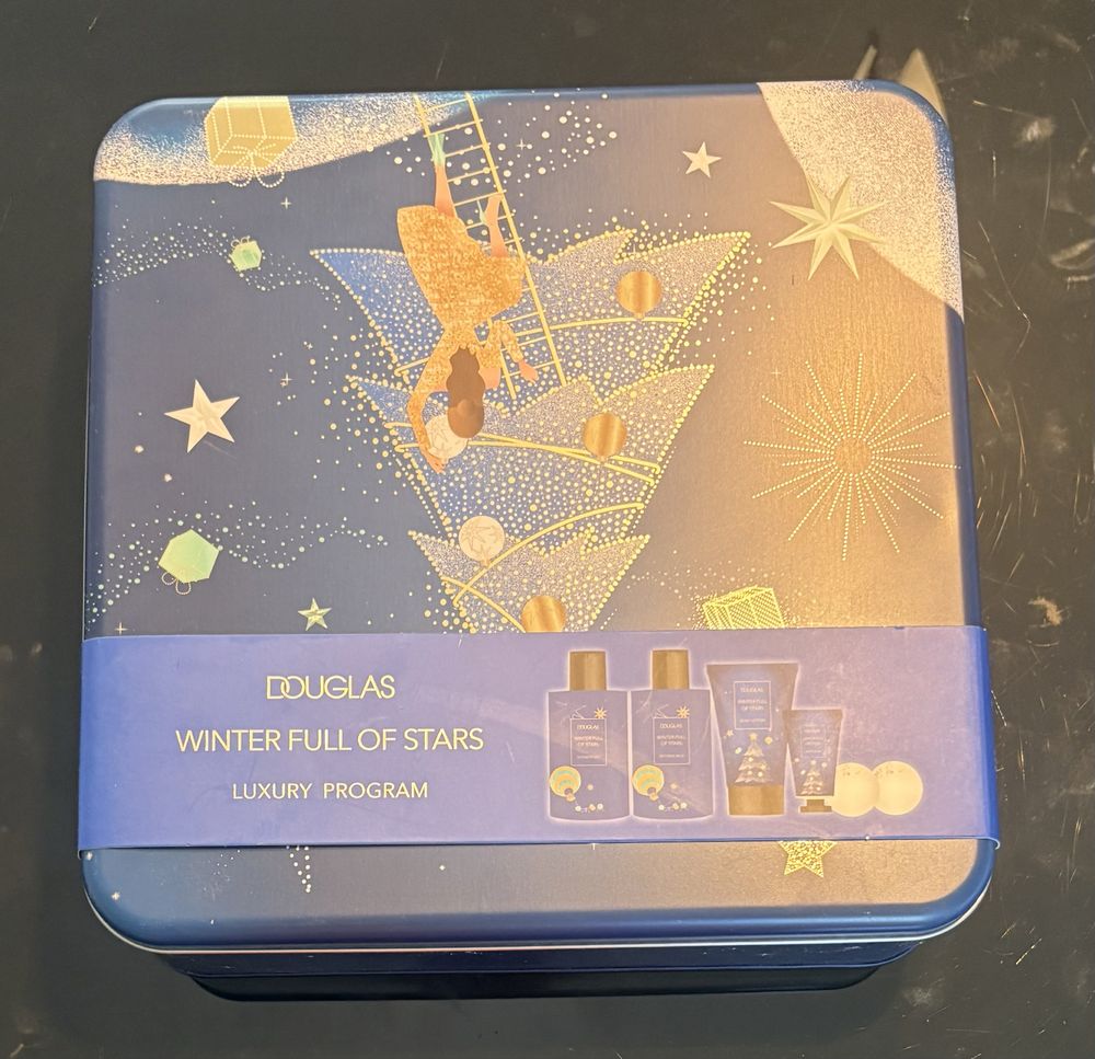 Douglas Winter Set чисто нов комплект козметика.
