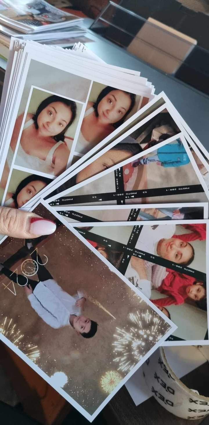 Poze album foto lucioasă