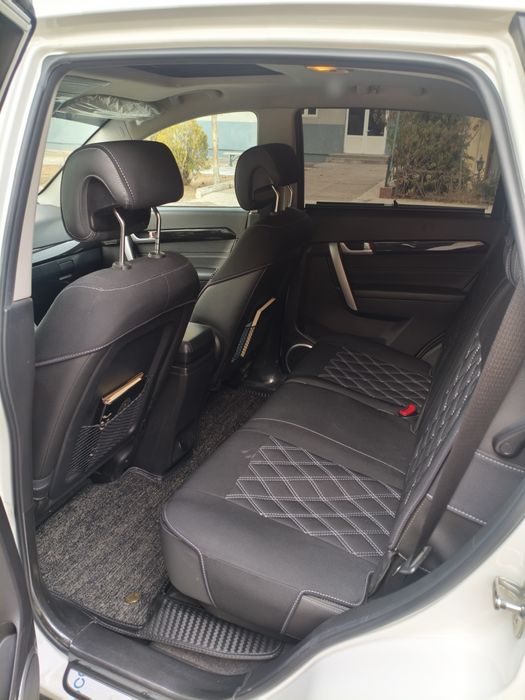 Продам Автомобиль Chevrolet Captiva белый жемчуг 2015 года выпуска