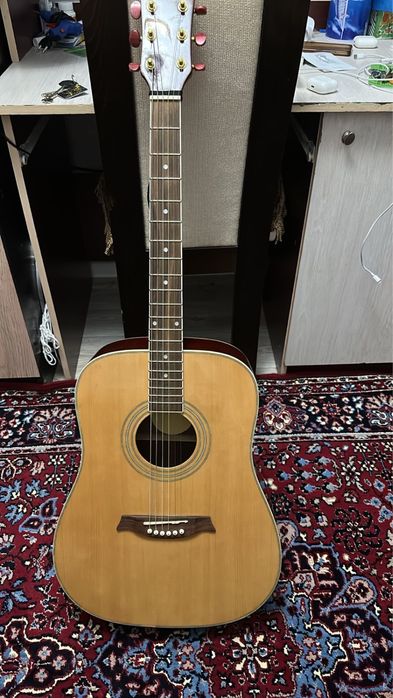 Гитара акустическая
