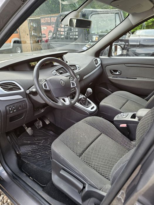 Renault Grand Scenic 1.5 dci 7 locuri Euro 5