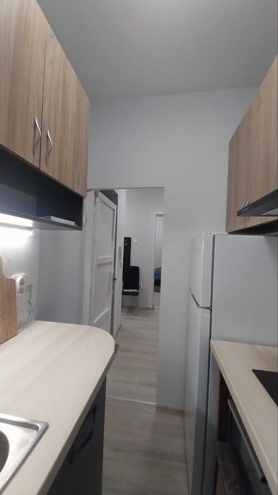 Продава се Тристаен апартамент в София, Център - 75 кв.м за 9 €/кв.м - Снимка #3