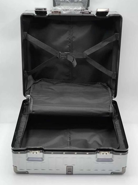 Пилотный чемодан (новый)