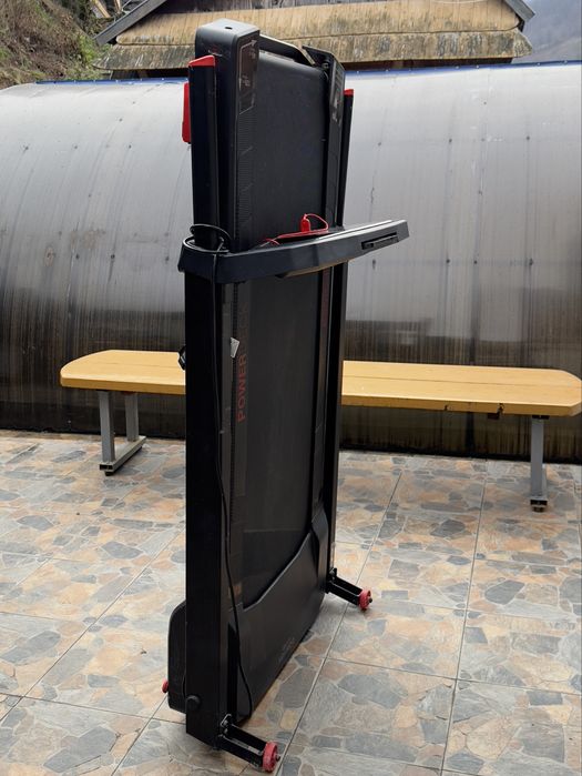 Banda de mers/alergat