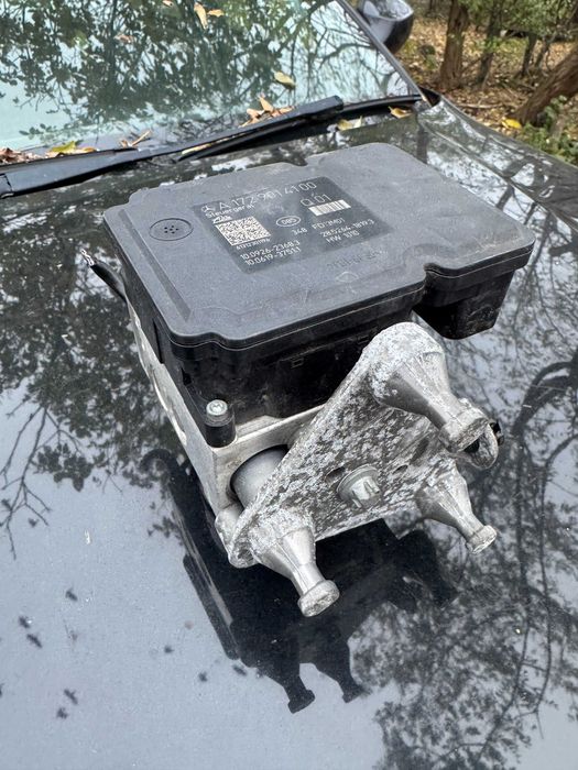 pompa abs c class w204