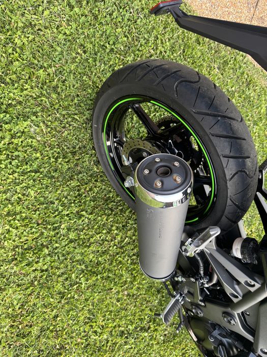 Kawasaki Ninja 250 , 2011 permis cat A2 , stare nou