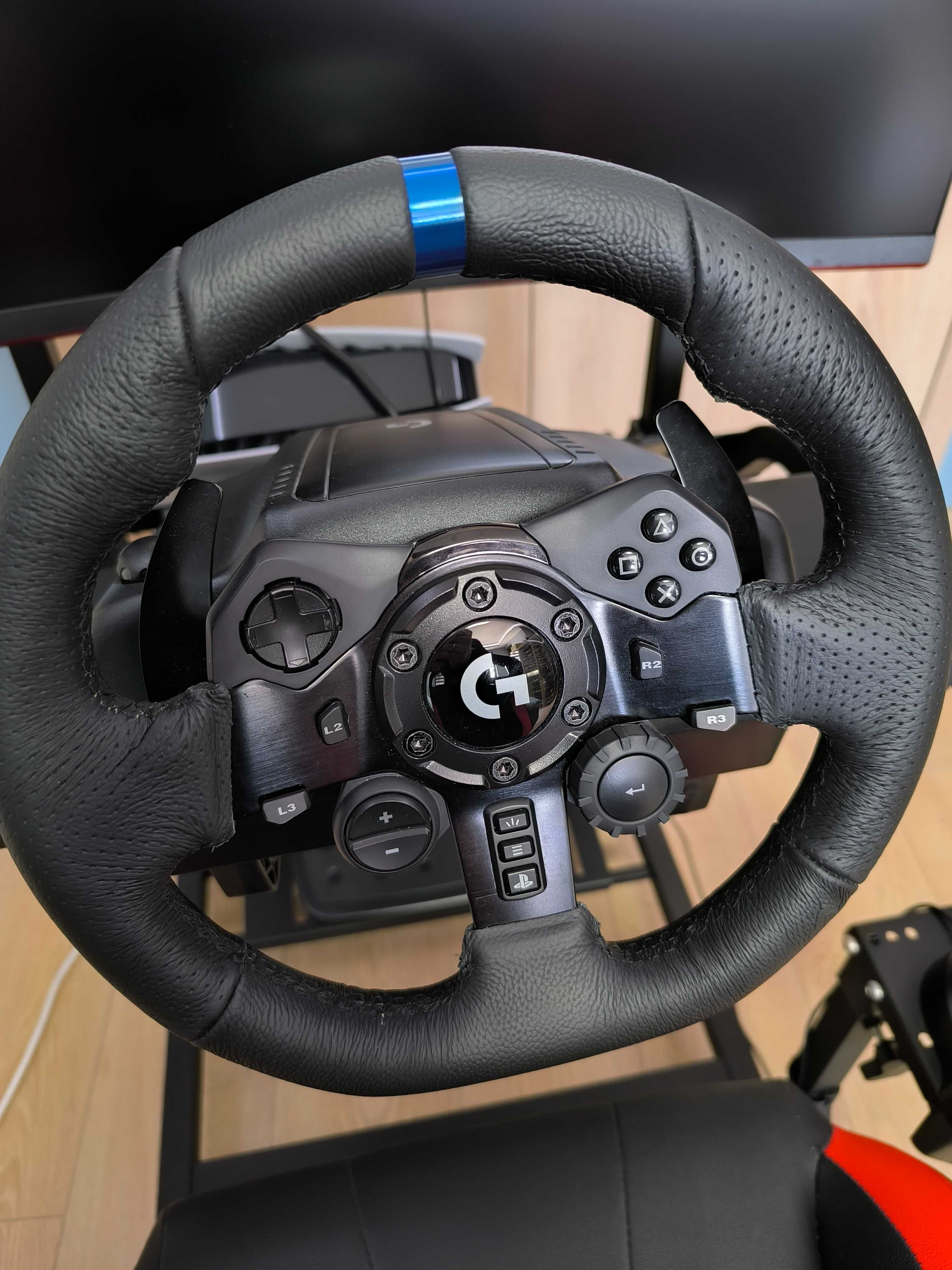 Cockpit Racing Simulator (Състезателен симулатор)