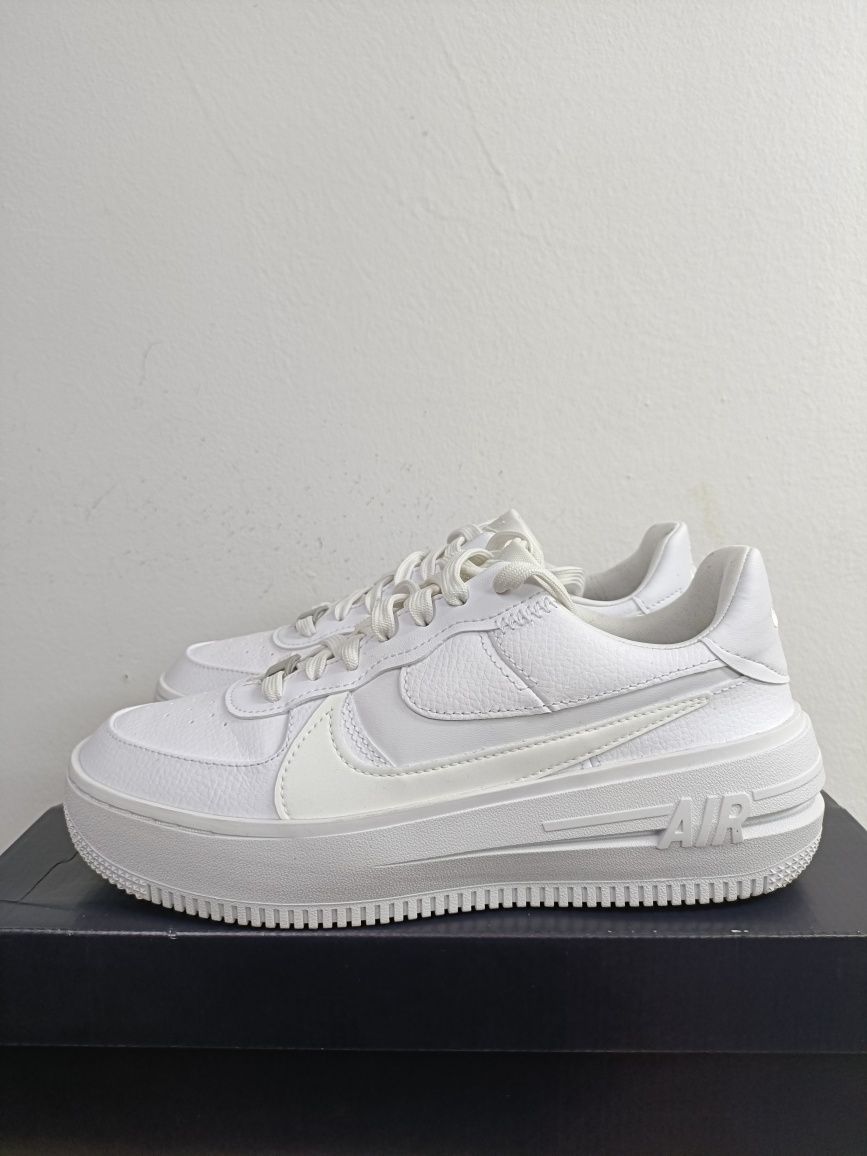 Nike Air Force 1 PLT.AF.ORM номер 39 код 20A