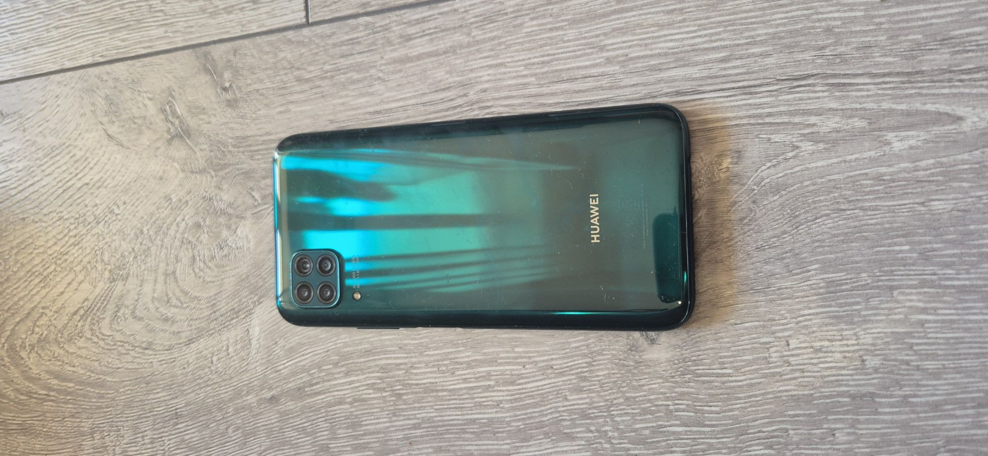 Телефон Huawei P40 LITE