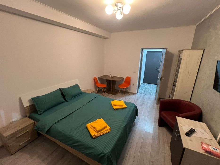 Inchiriez garsoniera și apartament  regim  hotelier langa Mall-ul
