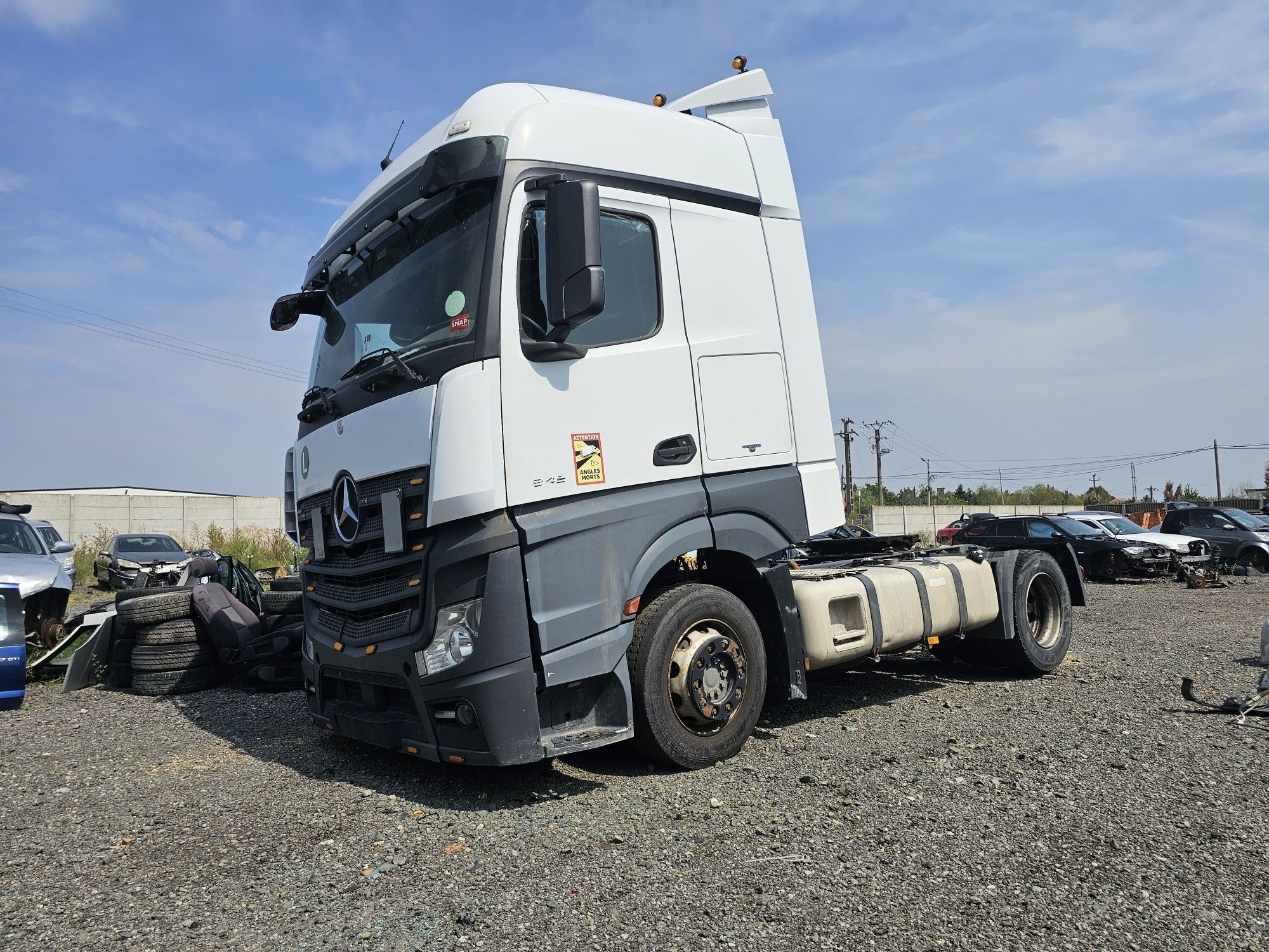 Dezmembrez  Mercedes Actros mp4  2016