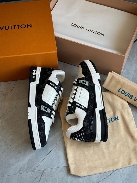 lv trainers orice marime
