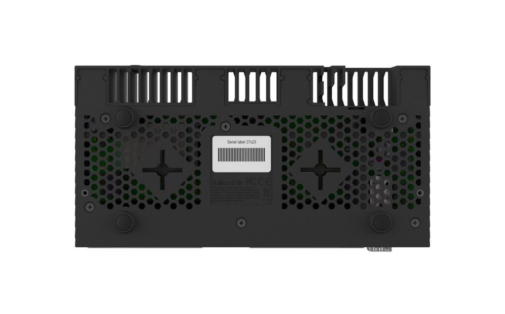 Маршрутизатор с 10 портами RB4011iGS+RM