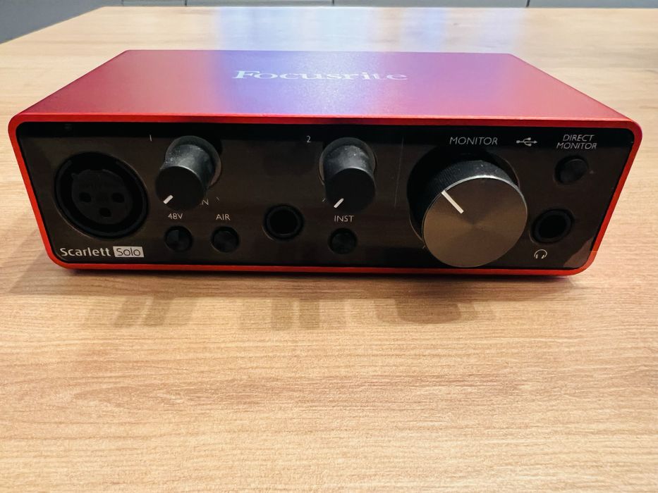 Interfață audio – Focusrite Scarlett Solo