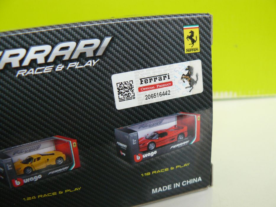 FERRARI F50 Macheta Auto De Colectie Neagra,Noua,Metal,Bburago,1/43