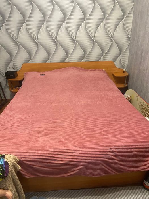 Кровать двухспальная