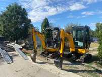 Miniexcavator de inchiriat