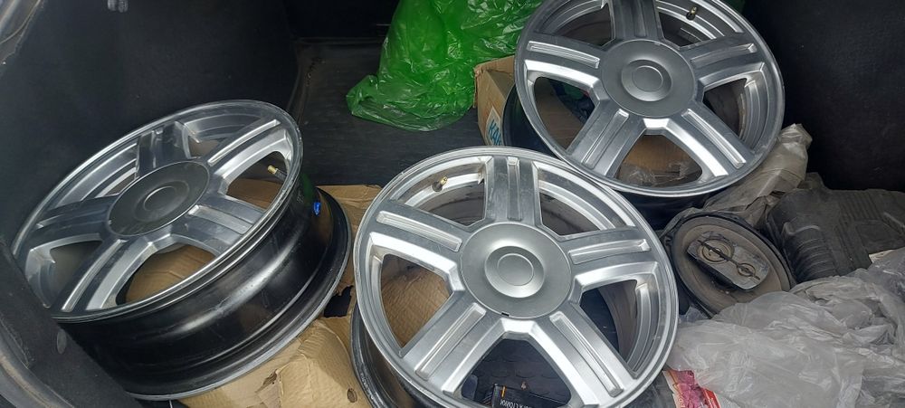 Продам торусы размером R16