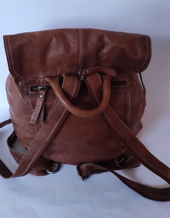 Раница от естествена кожа