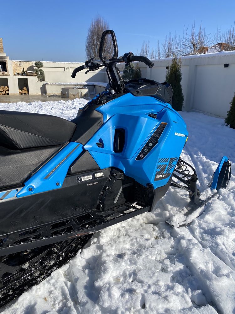 Snowmobil ski doo 850cmc 2020 Proprietar