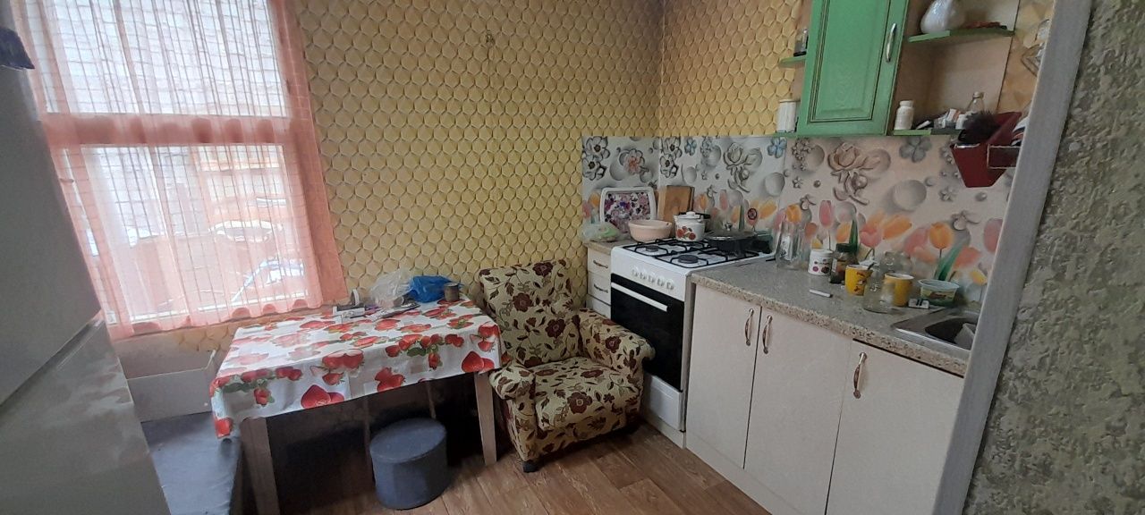 Продаётся коттедж, часть дома, в 12 спутнике, 1,6 сотки