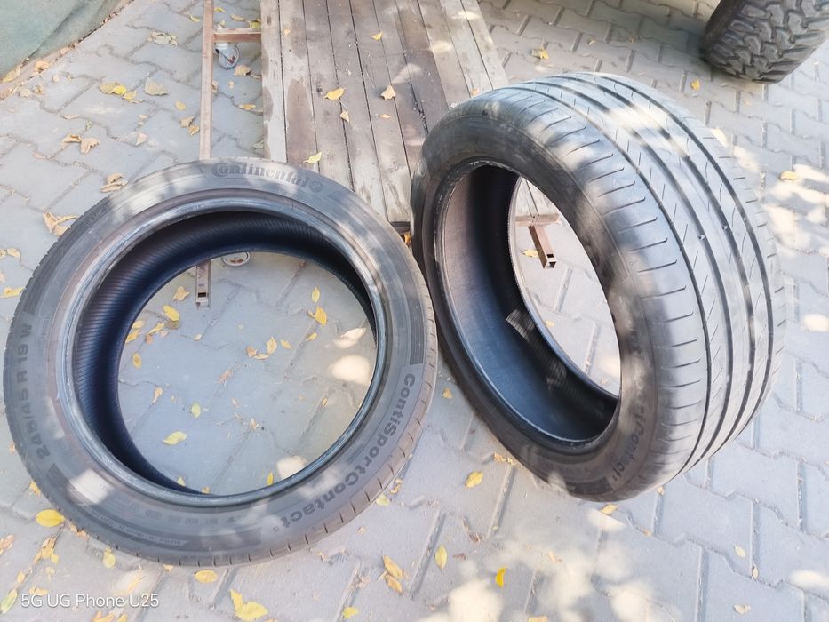 Продавам летни гуми 245/45/19 CONTINENTAL