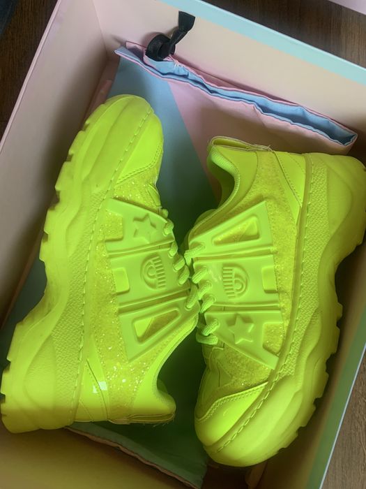 Chiara Ferragni сникърси