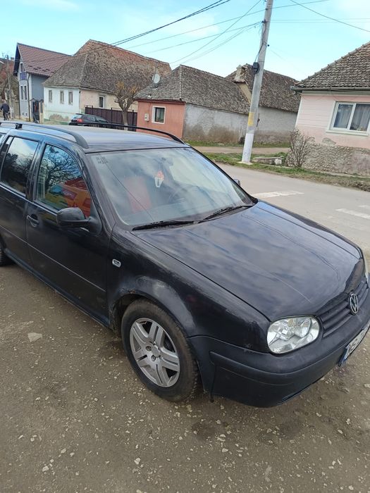 Vând golf 4 1.6 benzină