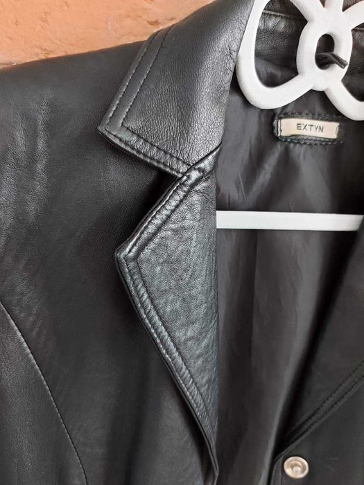 Geaca neagra din piele naturala masura M