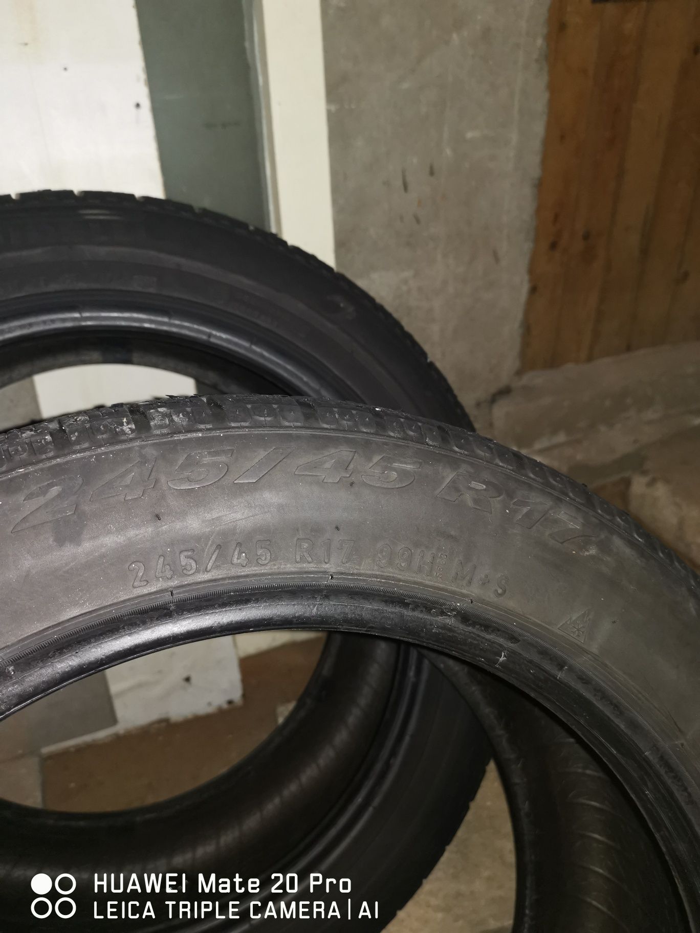 Зимни гуми Pirelli 245 45 17