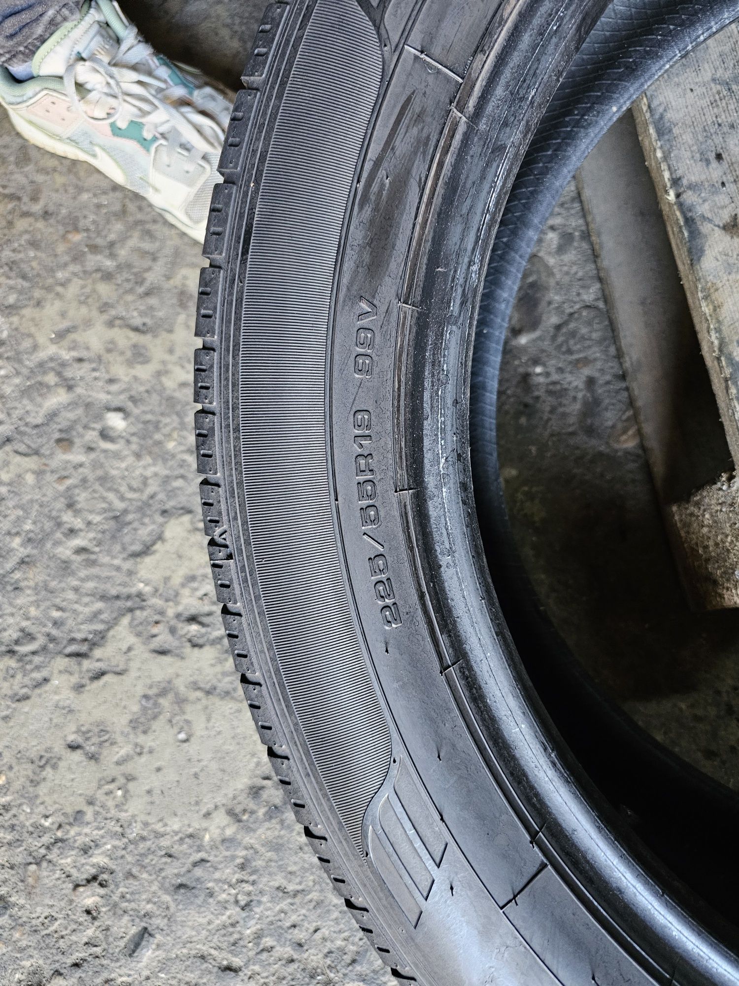 4 anvelope vara 225 55 19 Goodyear