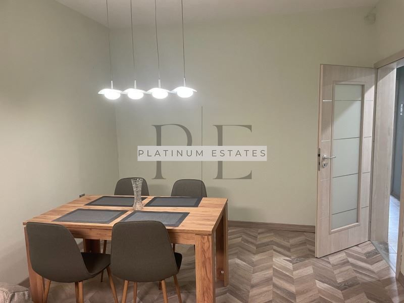 Дава се под наем Двустаен апартамент в София, Иван Вазов - 65 кв.м за 720 € - Снимка #2