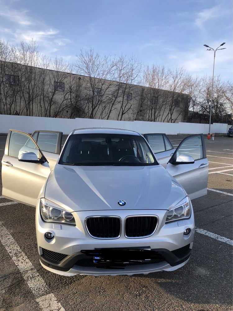 BMW x1 argintiu 2014 XDrive 4x4