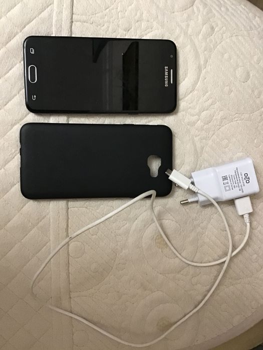 Продаю Samsung galaxy J5 prime