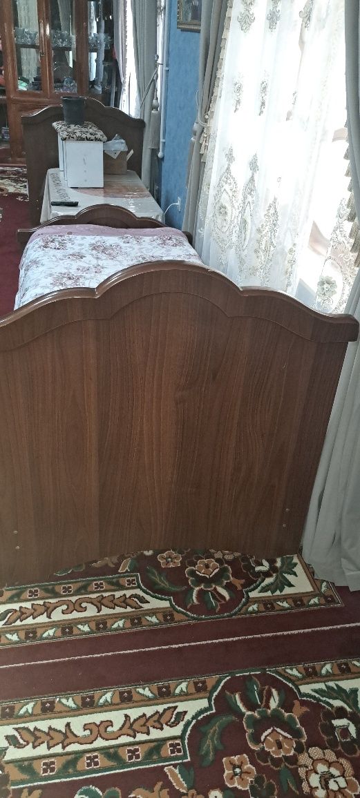 Одно Спальный кровать