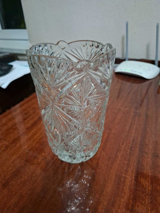 Ваза цветочная хрустальная