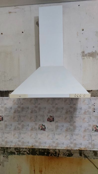 Продам вытяжку электрический