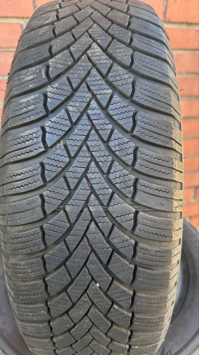 Продавам 2бр. Зимни гуми 185/65/15 Bridgestone