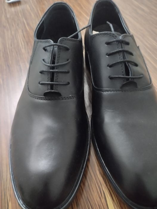 Tufli erkaklar uchun yangi