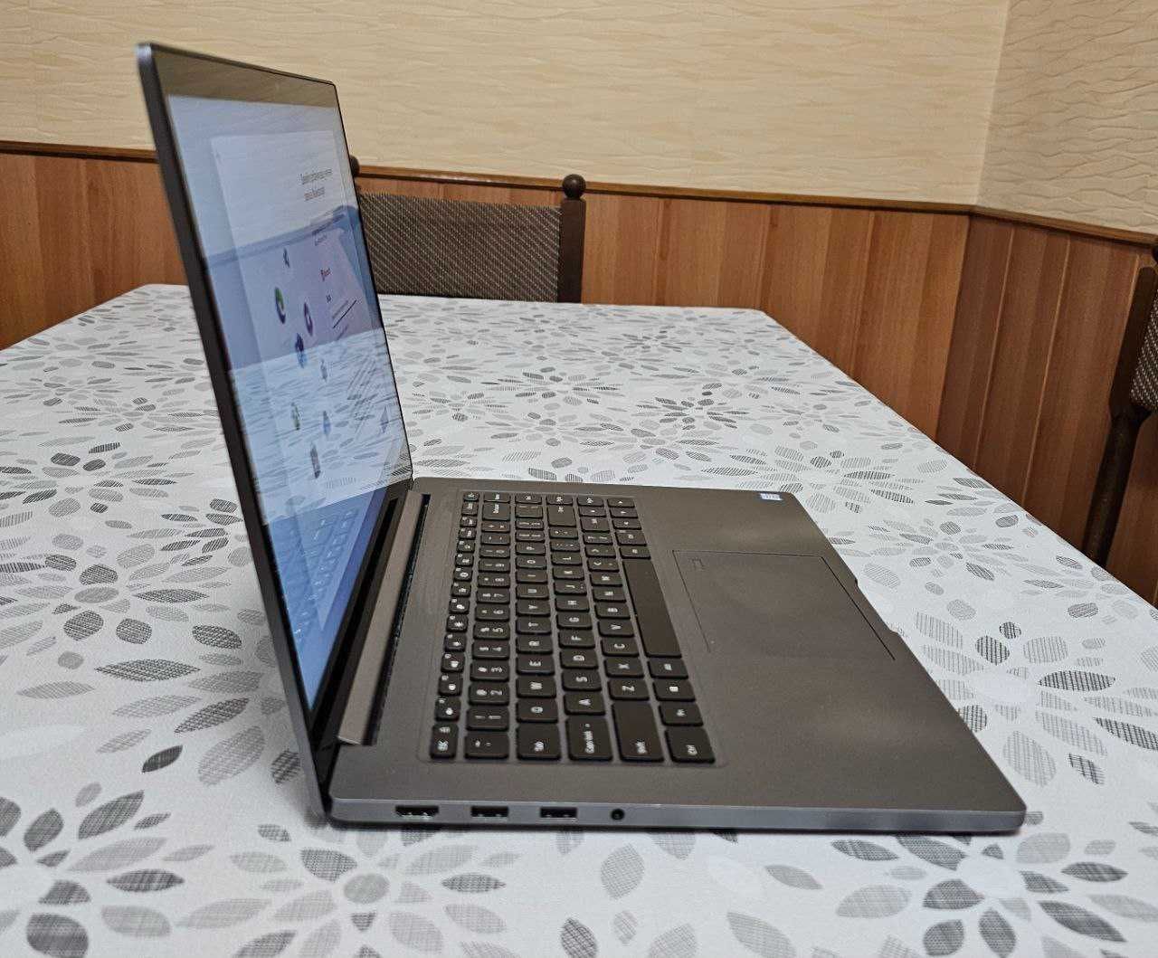 Продаётся Xiaomi Mi Notebook Pro 15.6”