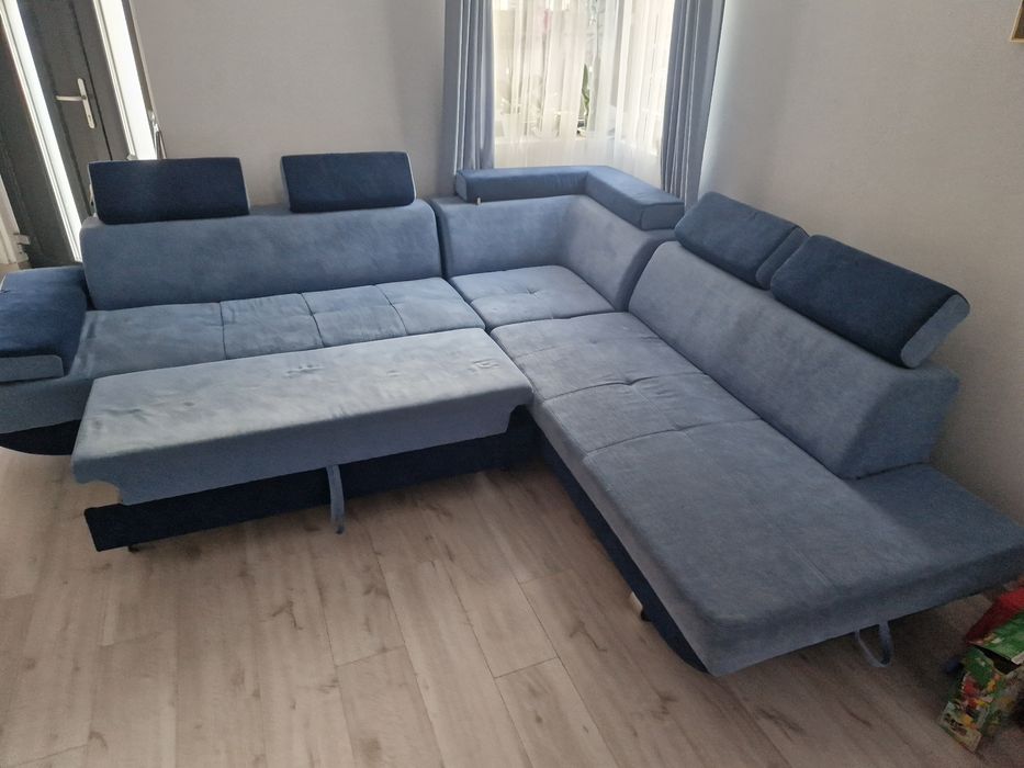 Vând colțar mare făcut la comanda