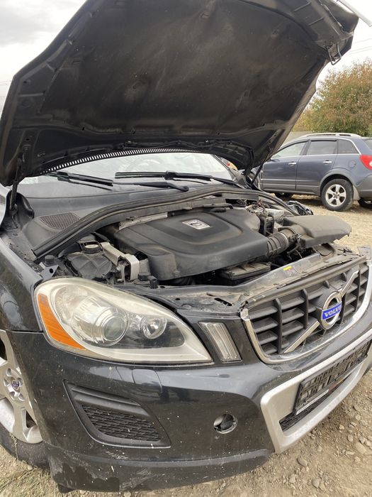 Injectoare Volvo XC60 2.4 d  biturbo 2012