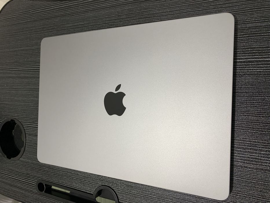 Macbook air m2 8/256