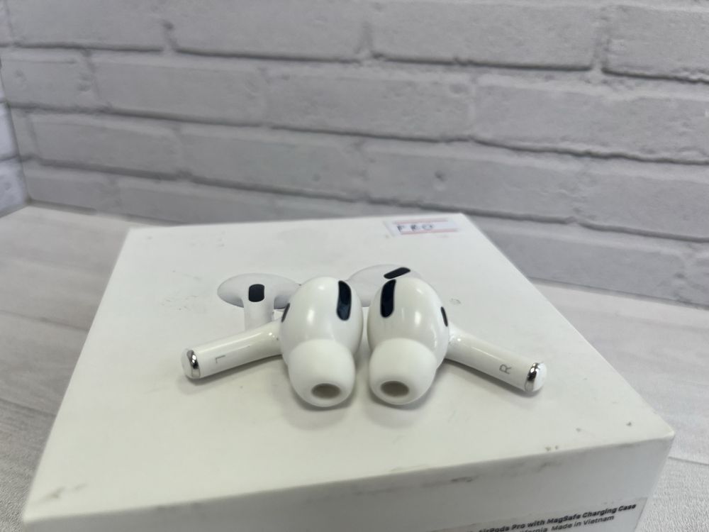 Air Pods Pro Нур Ломбард