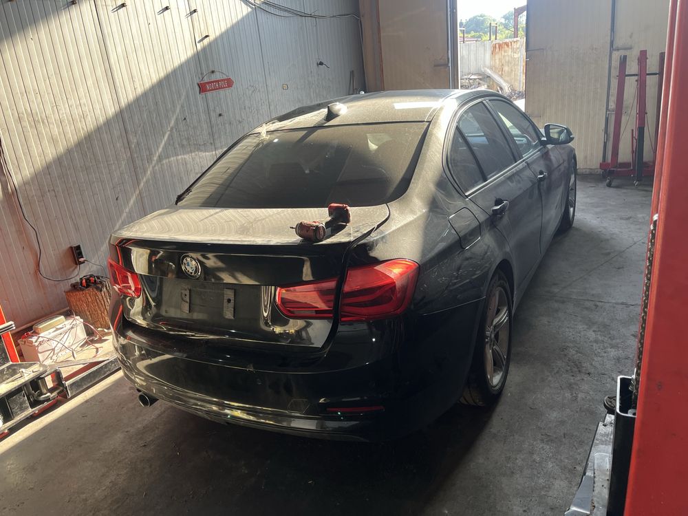 Bmw F30 318d 150hp LCI НА ЧАСТИ ( бмв ф30 318д 150 коня )