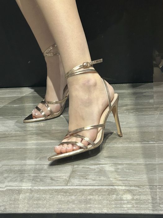 Дамски официални сандали на ток