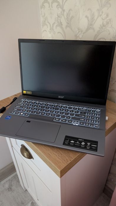 Laptop Acer 1Tb ssd ca nou