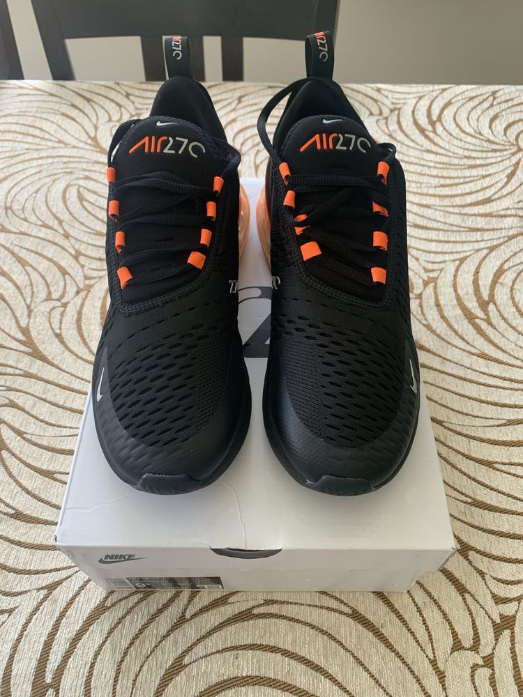 Sneakersi Nike Air Max 270 marime 43 - 27.5 cm NOI