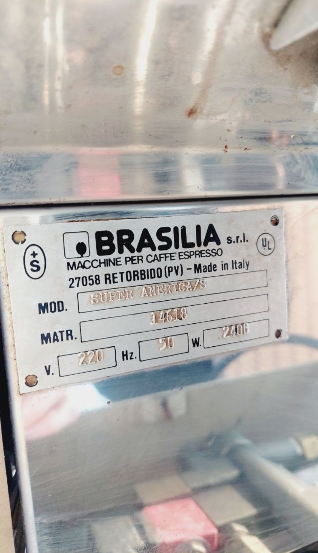 Професионална италианска кафемашина Brasilia с кафемелачка Бразилия